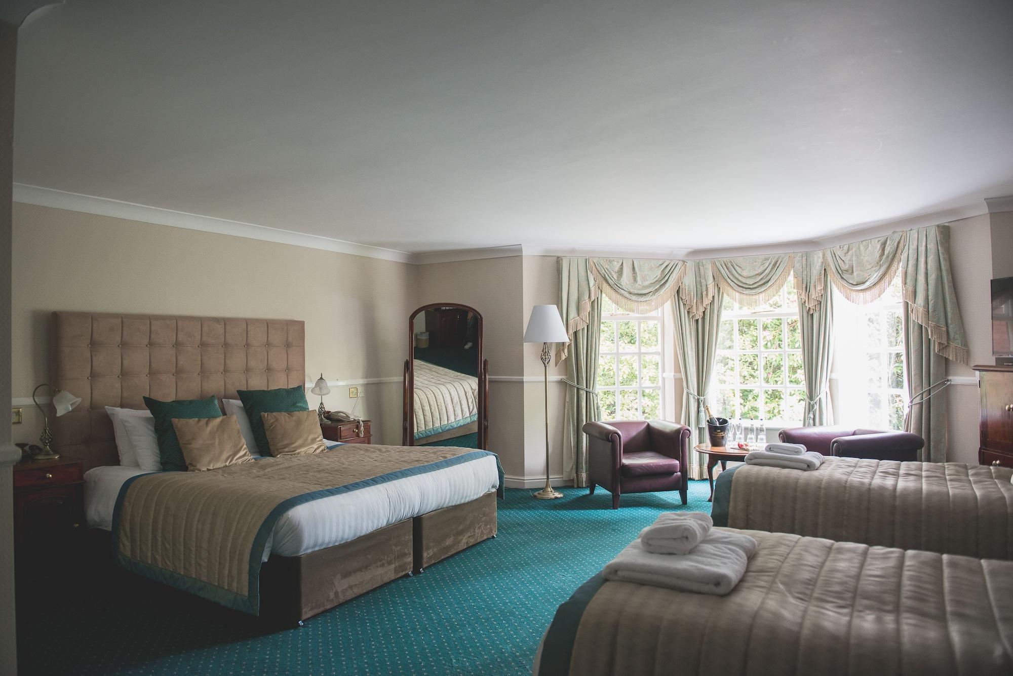 Mere Court Hotel Knutsford Extérieur photo