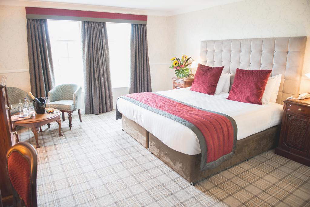 Mere Court Hotel Knutsford Extérieur photo